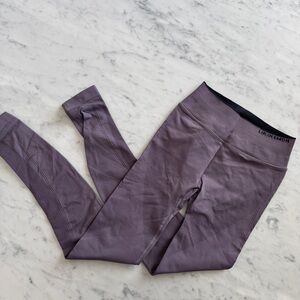 Lululemon Iconic Sweat Tight 8 Women’s Graphite Purple / Black Seamless Legging